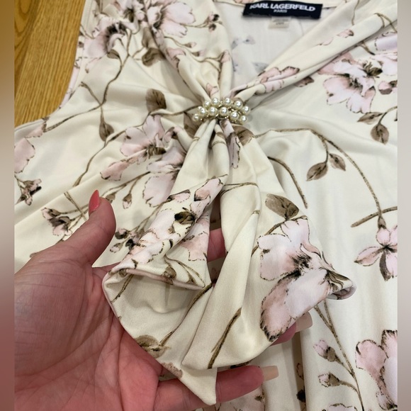 ⭐️KARL Lagerfeld ⭐️ designer blouse size large - Picture 11 of 16